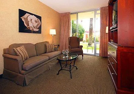 Quality Inn & Suites Downtown Phoenix 2*,  United States