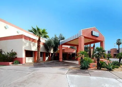 Quality Inn & Suites Downtown Phoenix